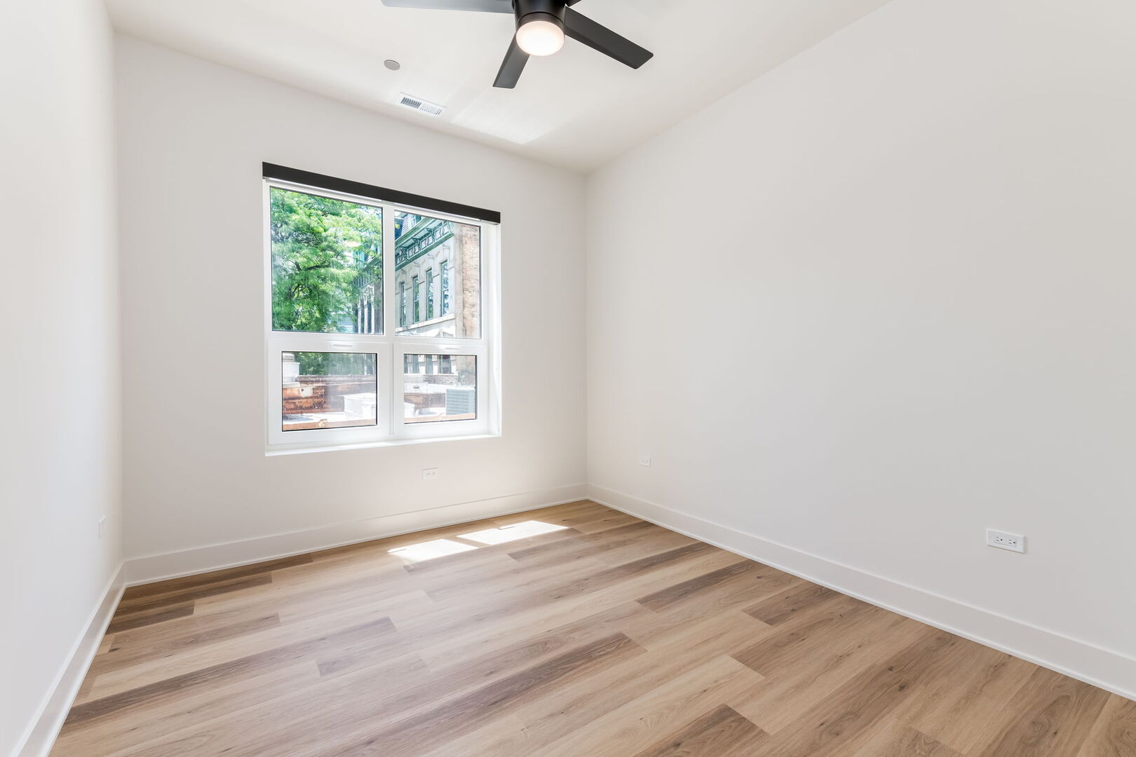 224 S Ashland Avenue 209 Property Photo 15