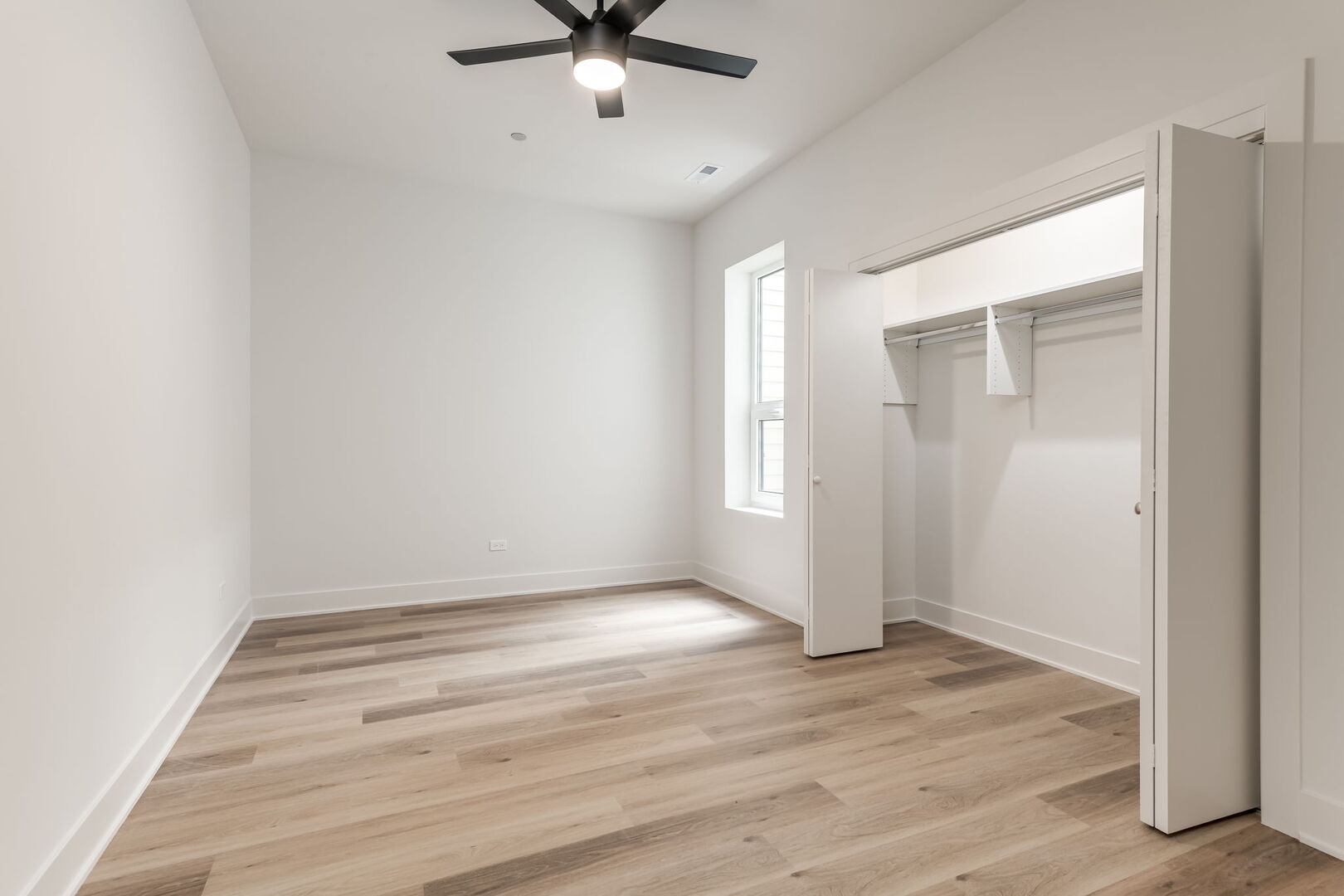 224 S Ashland Avenue 209 Property Photo 17