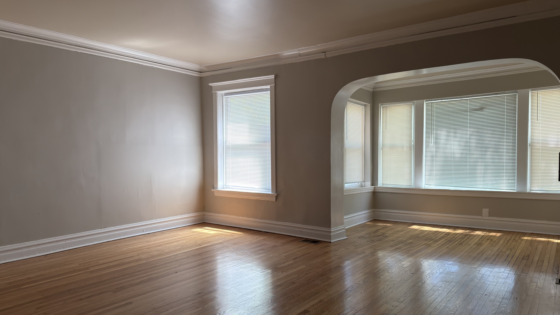 3912 W Jackson Boulevard Property Photo 2