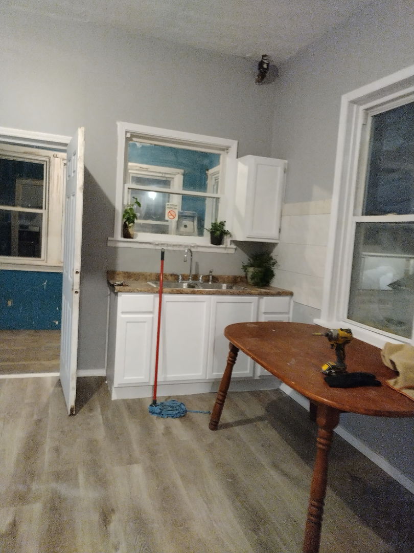 2759 W 38th Street Property Photo 27
