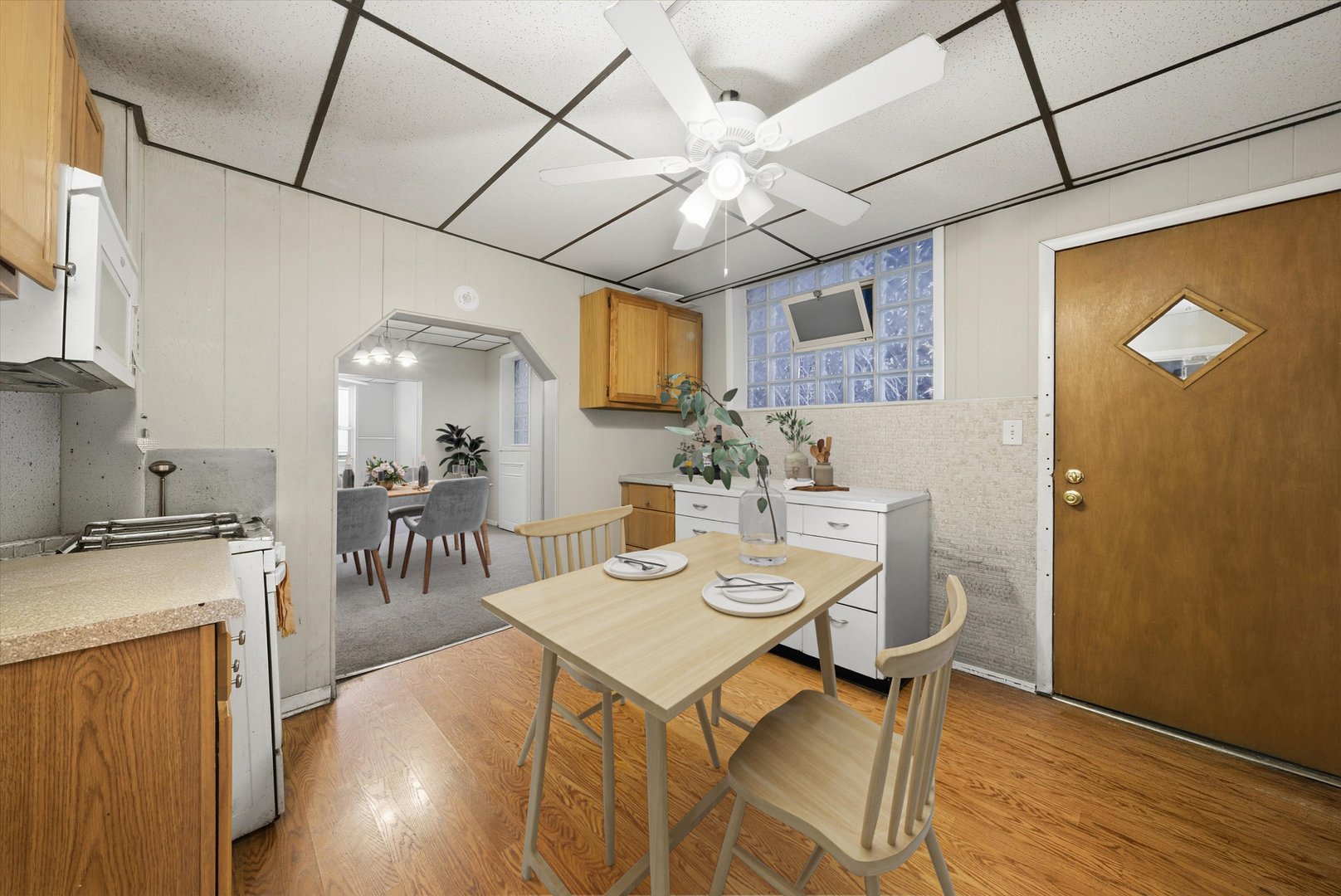 2924 S Princeton Avenue Property Photo 4