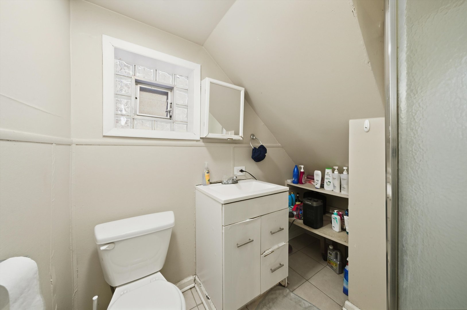 2924 S Princeton Avenue Property Photo 6