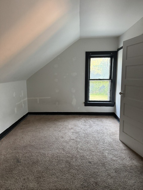 1315 N Broadway Street Property Photo 12