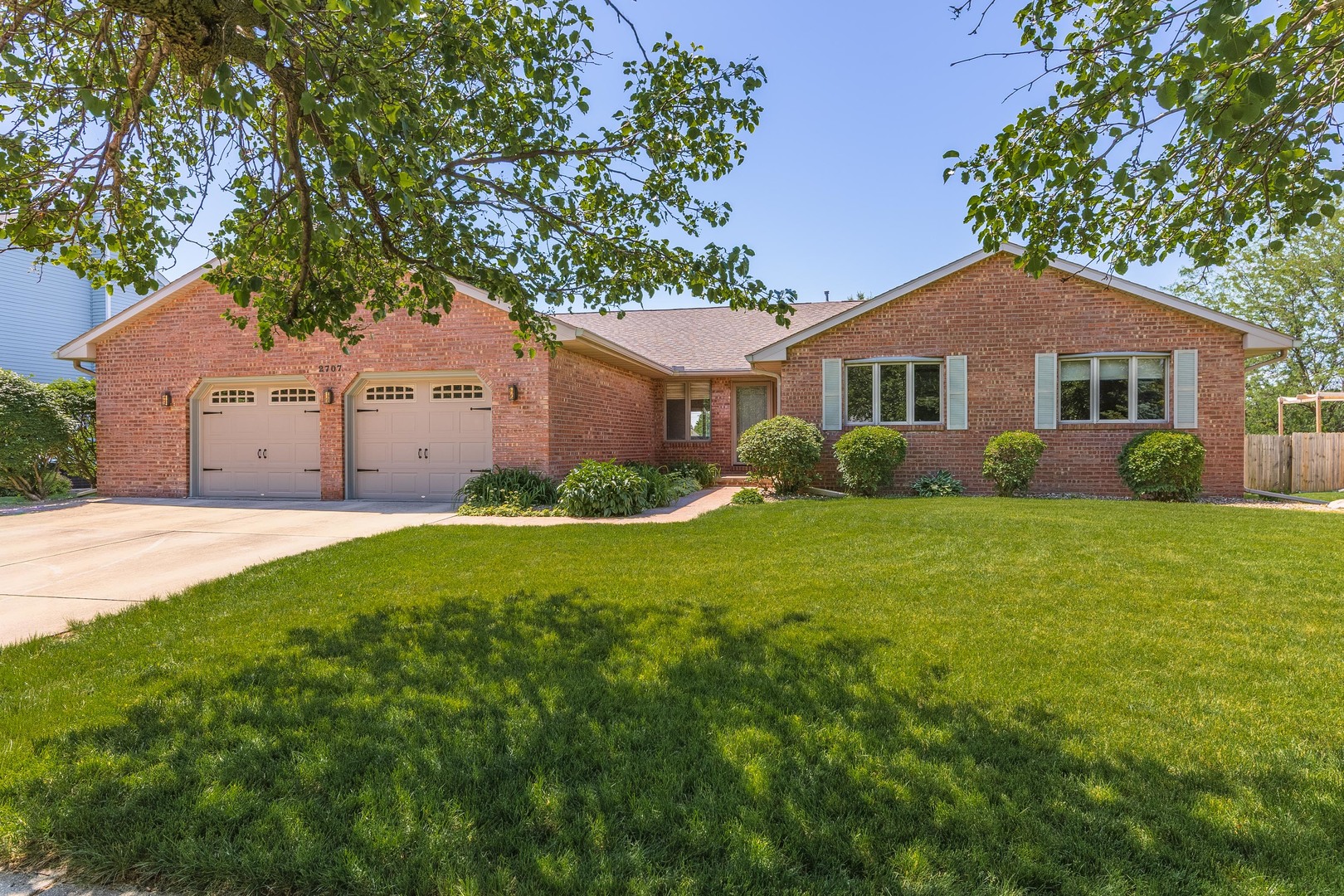 2707 Foxridge Run — $499,900