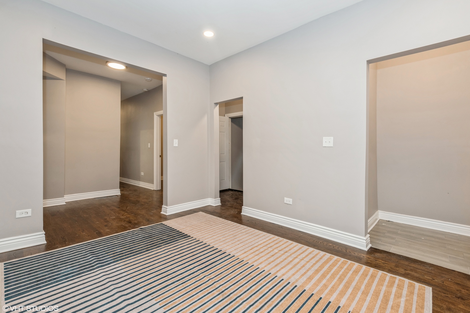 1002 N Avers Avenue Property Photo 3