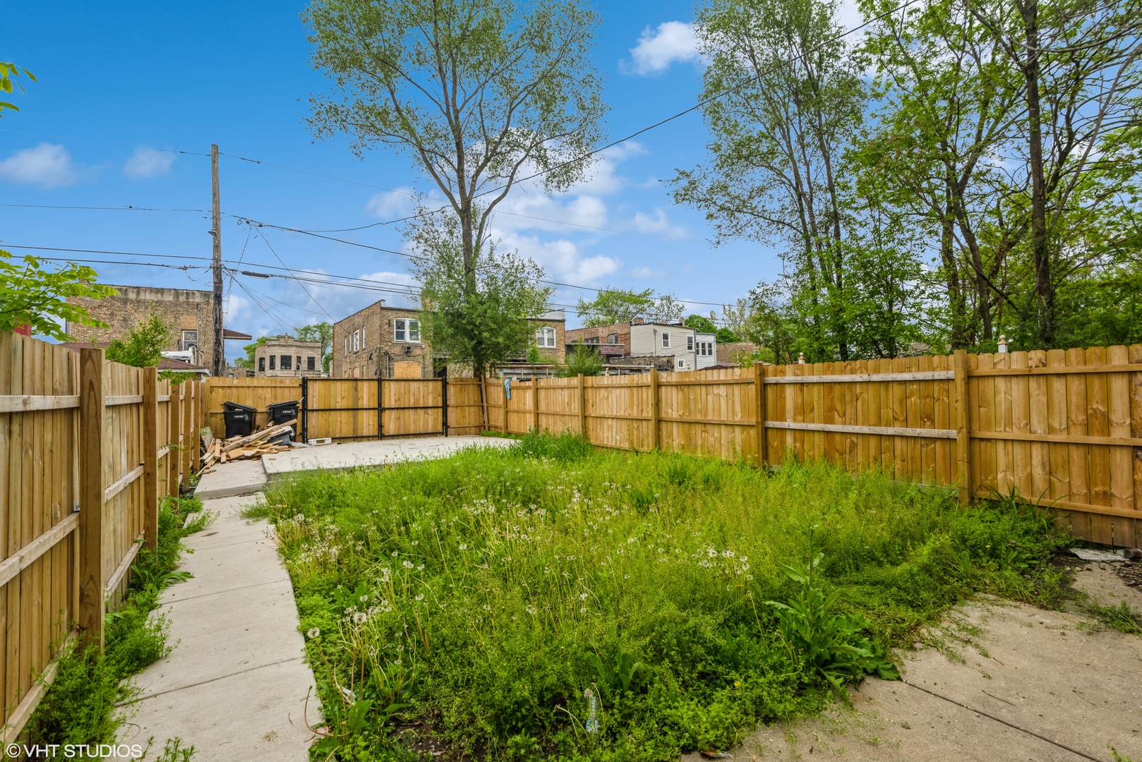 1002 N Avers Avenue Property Photo 17