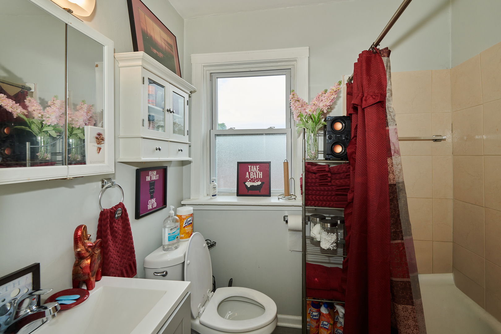 433-35 E 91st Place Property Photo 8