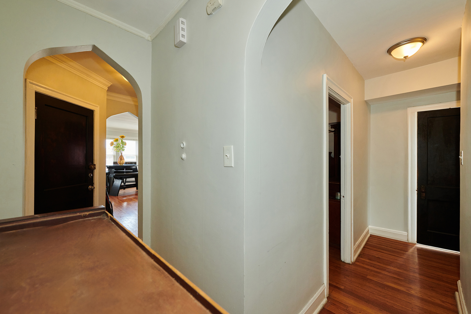 433-35 E 91st Place Property Photo 10