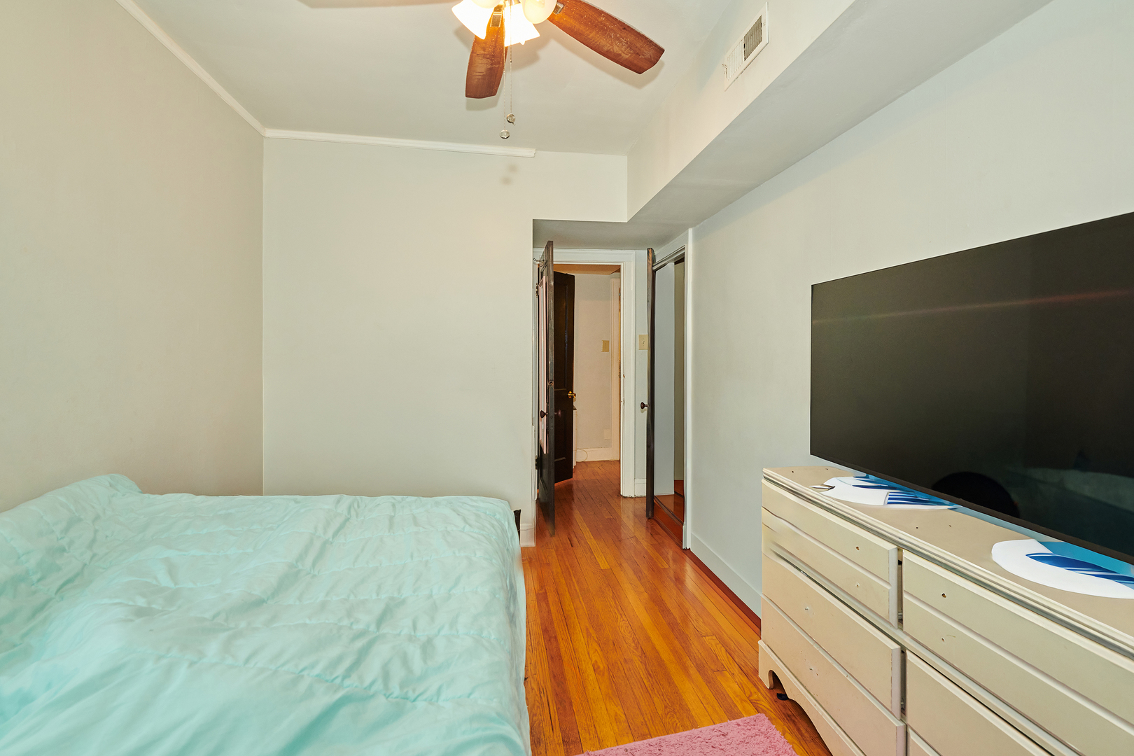 433-35 E 91st Place Property Photo 30