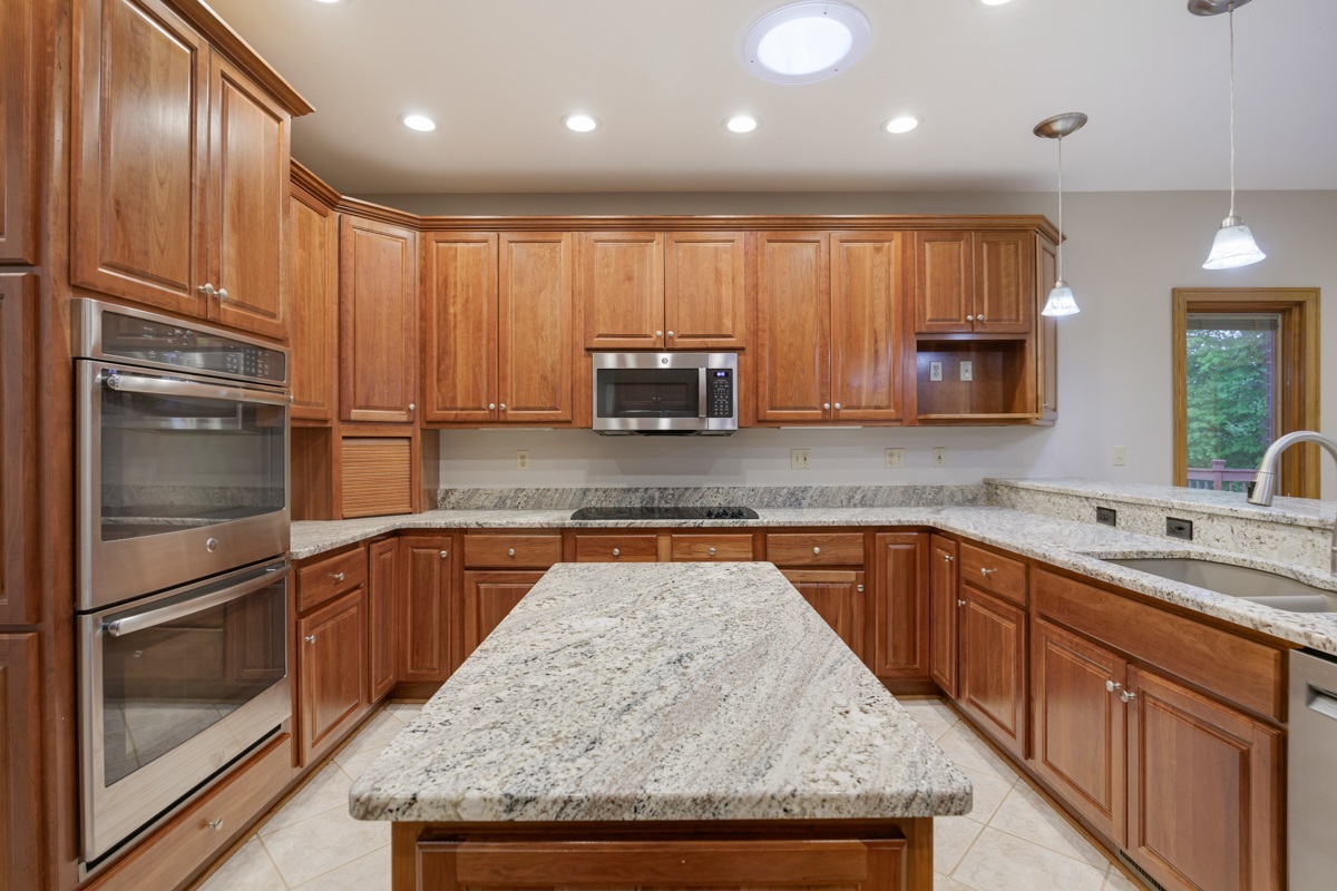 8811 Ryan Court Property Photo 11