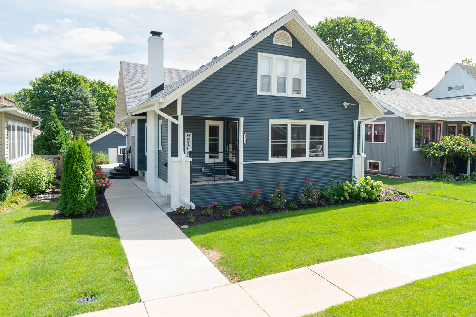 1719 Post Avenue Property Photo 4
