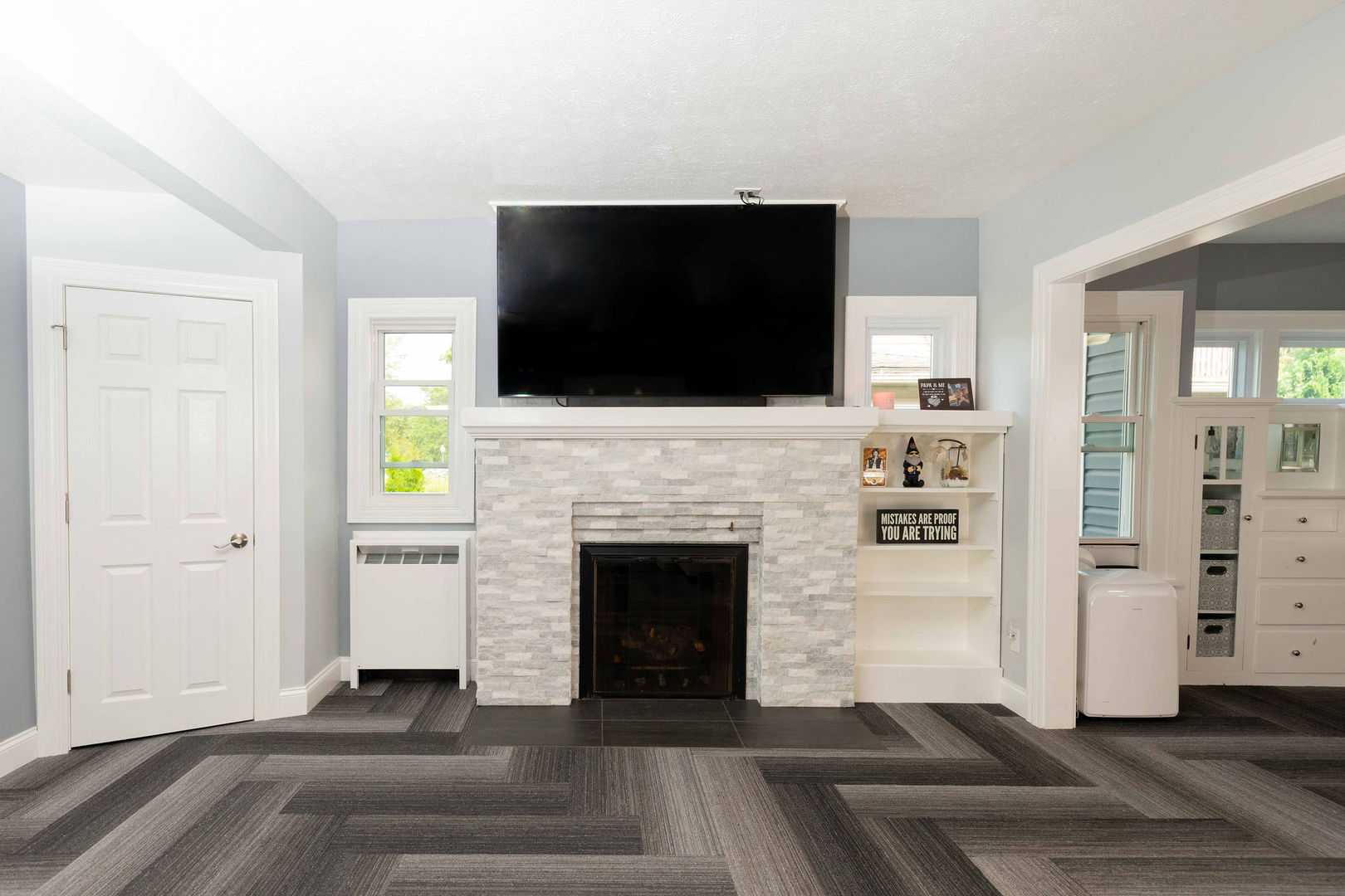 1719 Post Avenue Property Photo 12