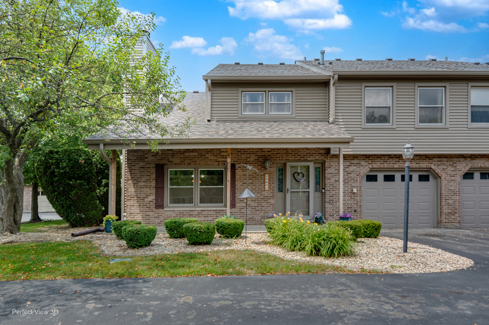 15657 ERIN Lane Property Photo 1