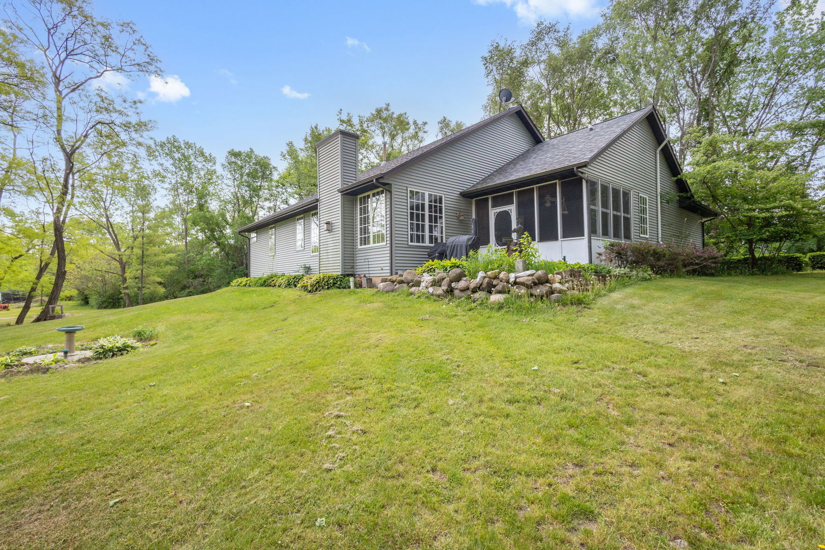 2391 Newburg Road Property Photo 23