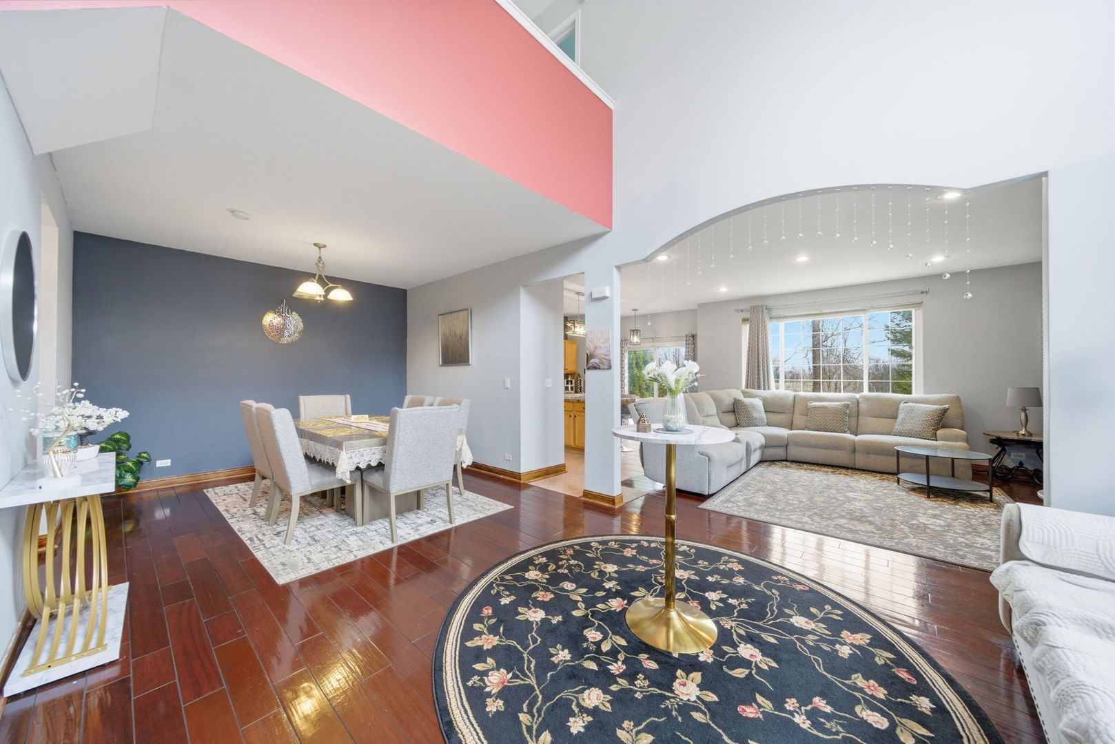 2021 Cypress Court Property Photo 3