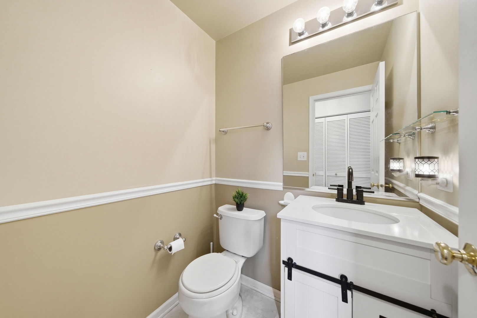 2021 Cypress Court Property Photo 7