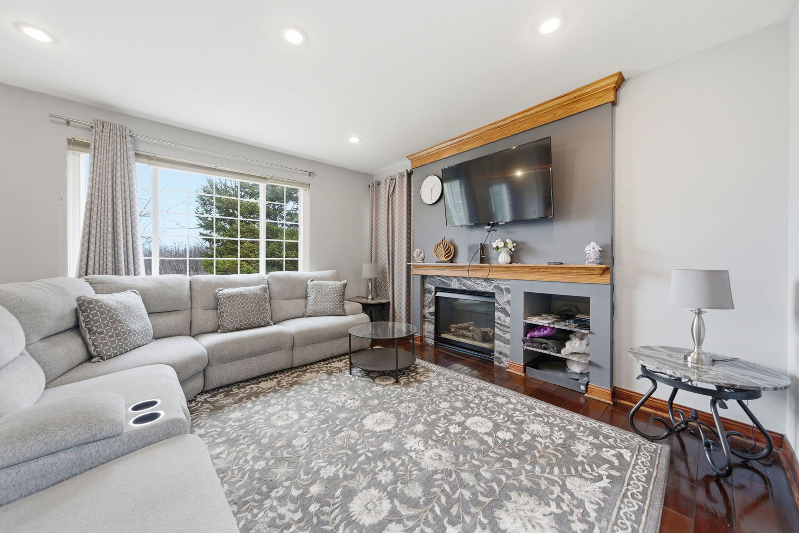 2021 Cypress Court Property Photo 8