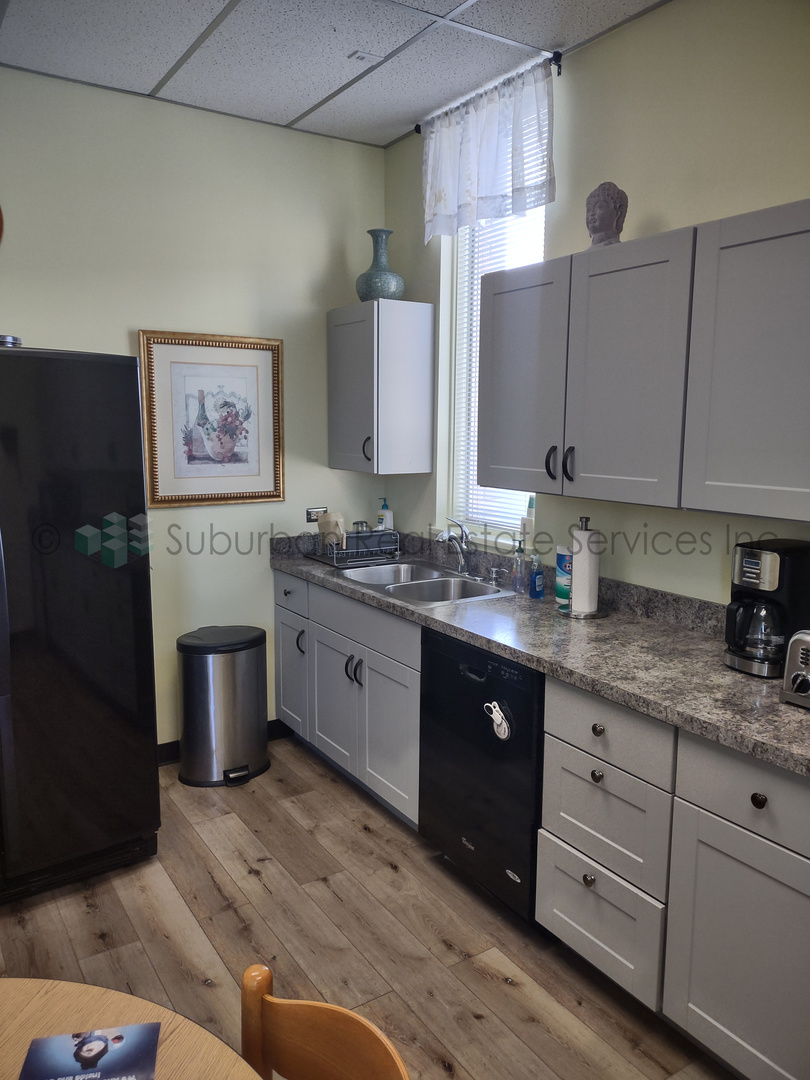 2111 Plum Street 321 Property Photo 5