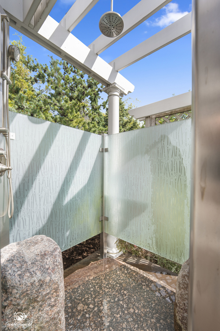 17649 S Richmond Road Property Photo 17