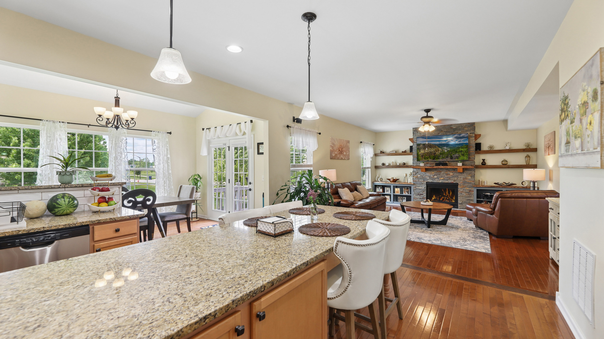 3811 Ivy Lane Property Photo 11