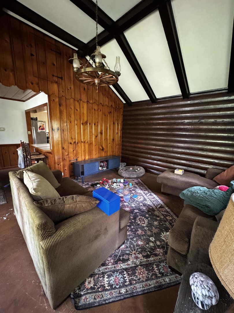 409 Ski Hill Road Property Photo 5