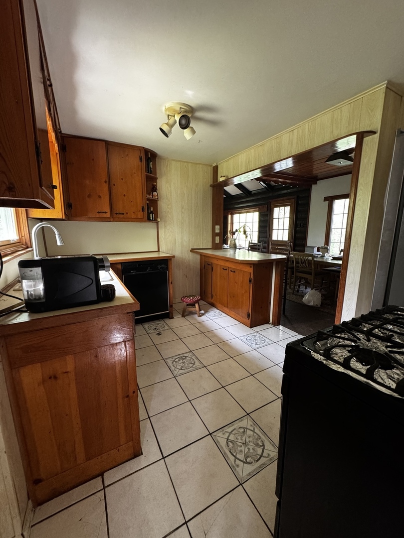 409 Ski Hill Road Property Photo 10