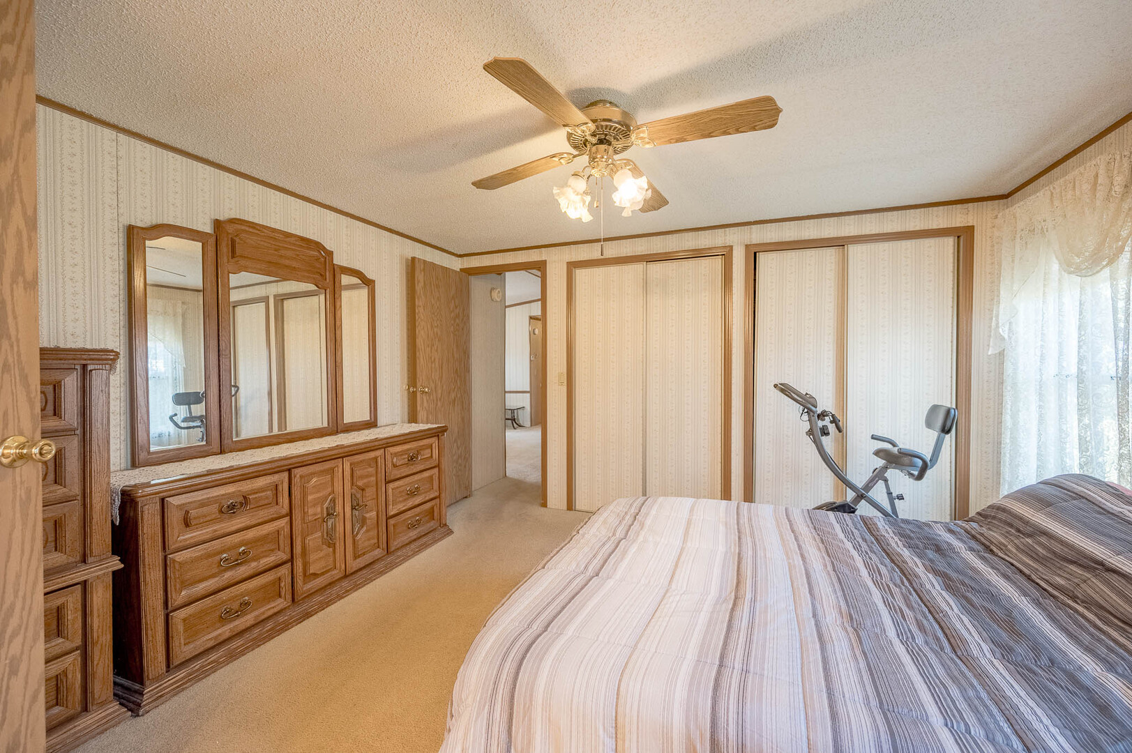 273 Fox Lane Property Photo 16