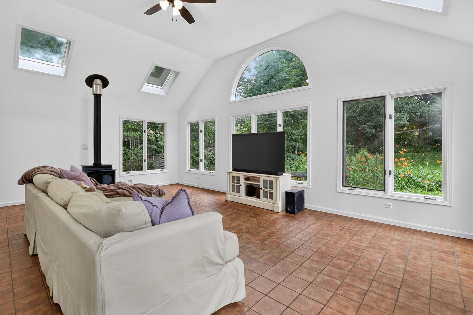 14 Walnut Road Property Photo 12
