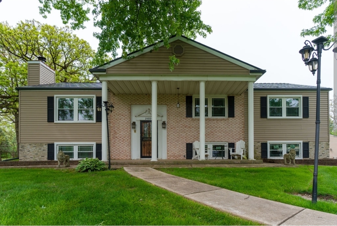 24804 S Oak Lane Property Photo 1