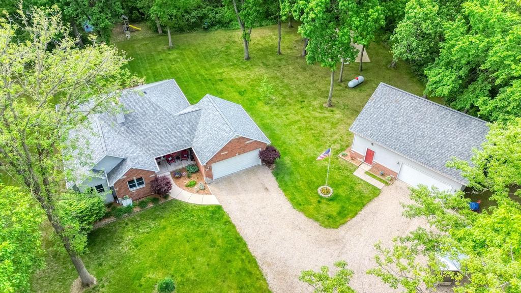 2560 N 2950th Road Property Photo 4