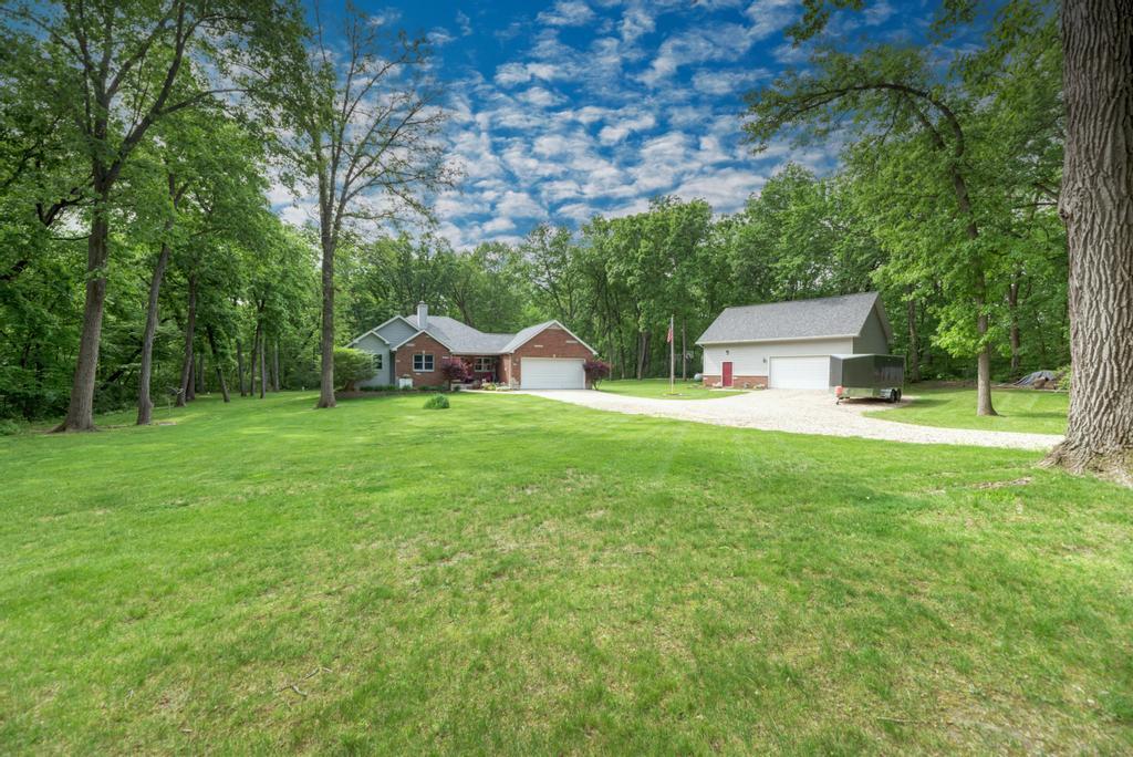 2560 N 2950th Road Property Photo 5