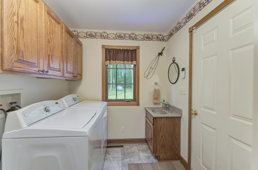 2560 N 2950th Road Property Photo 24