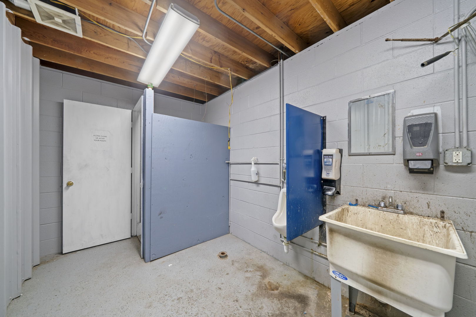 601 Gale Street Property Photo 43
