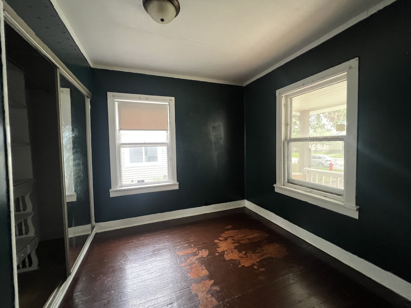 2520 183rd Street Property Photo 3