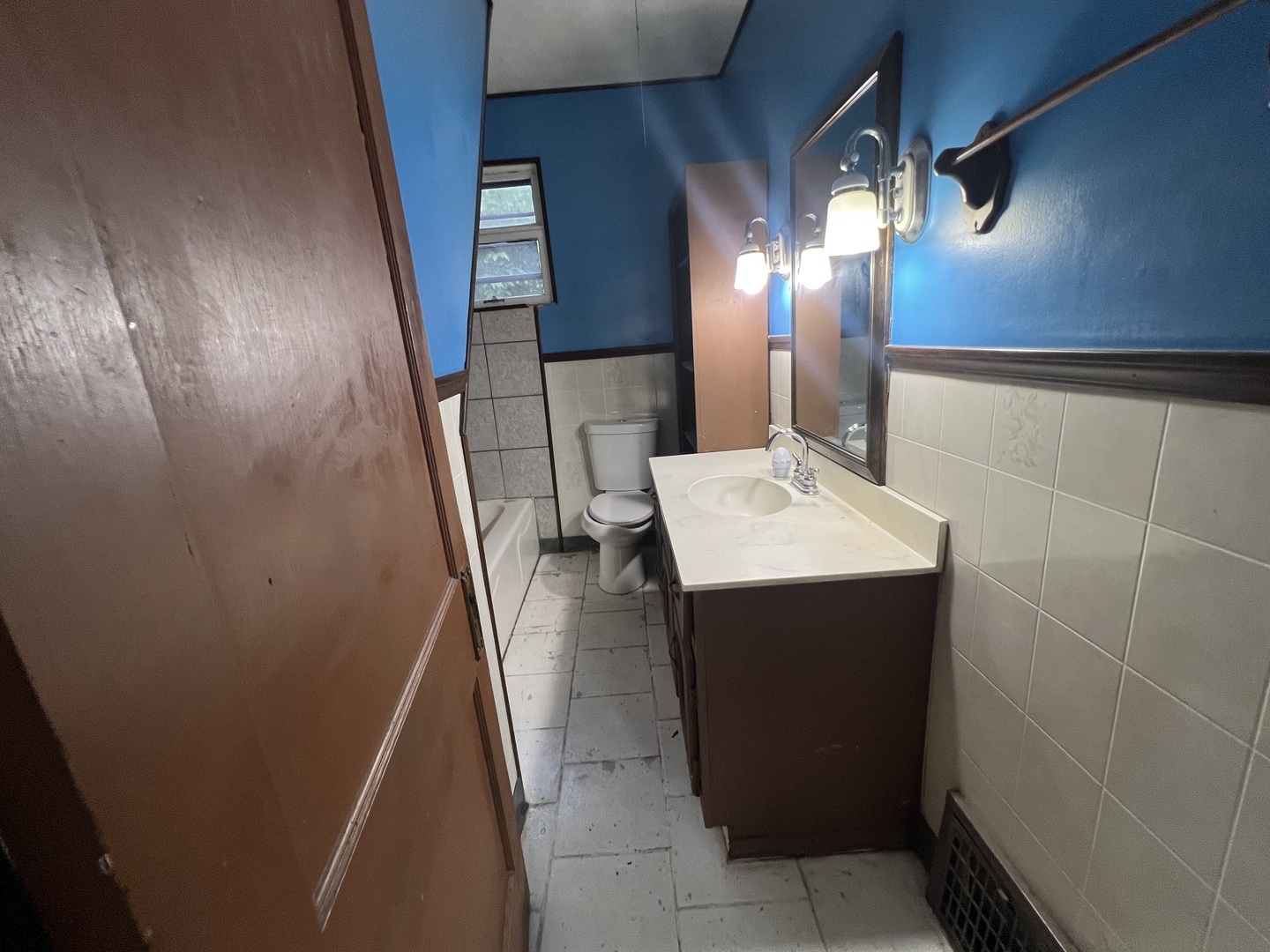 2520 183rd Street Property Photo 6