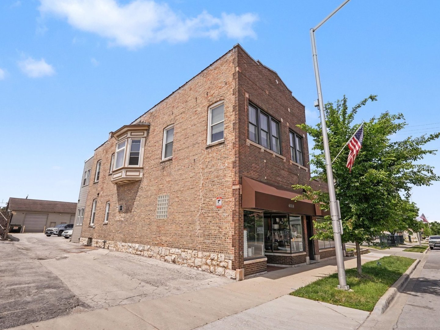 4016-4018 Joliet Avenue Property Photo 2