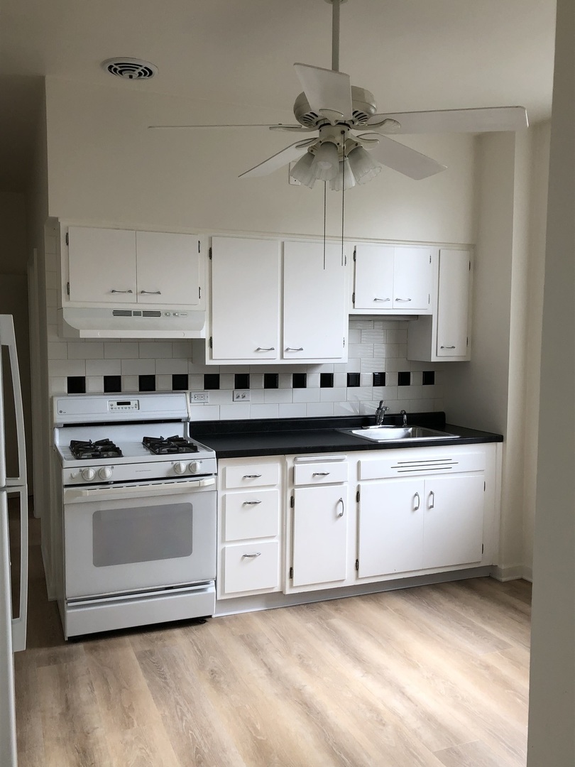 4016-4018 Joliet Avenue Property Photo 12
