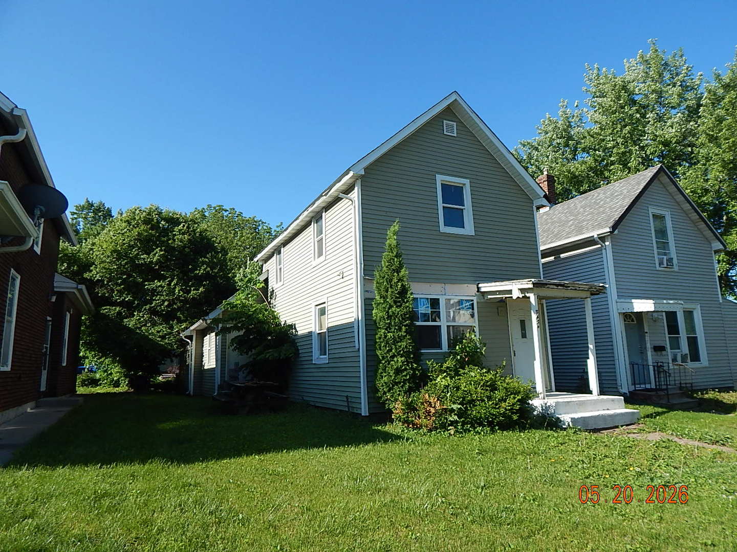 2426 5th Avenue Property Photo 3