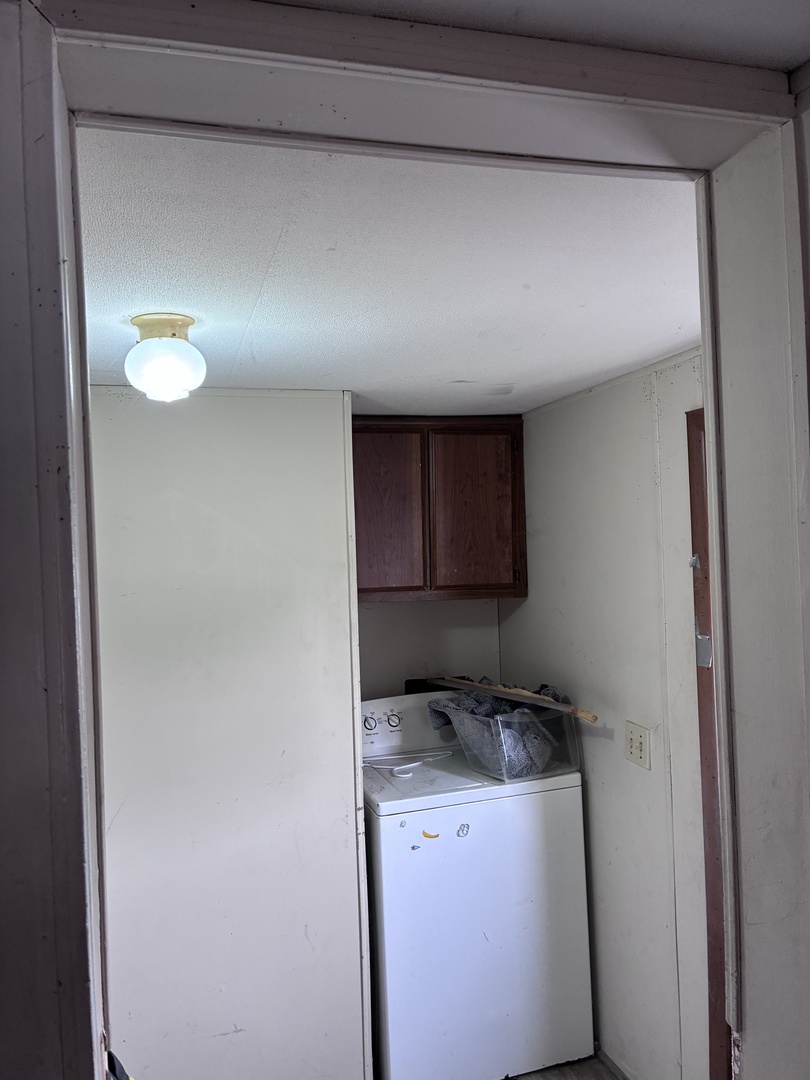 198 Park Lane Property Photo 5