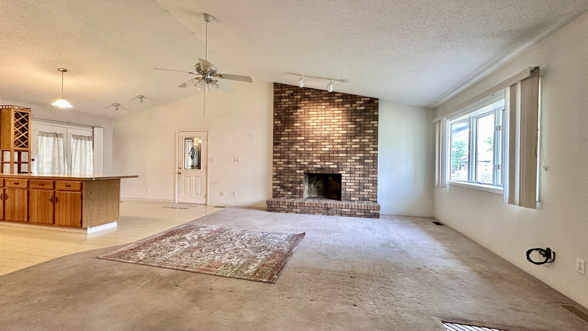 202 N Van Buren Street Property Photo 5