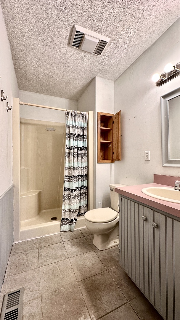 202 N Van Buren Street Property Photo 12