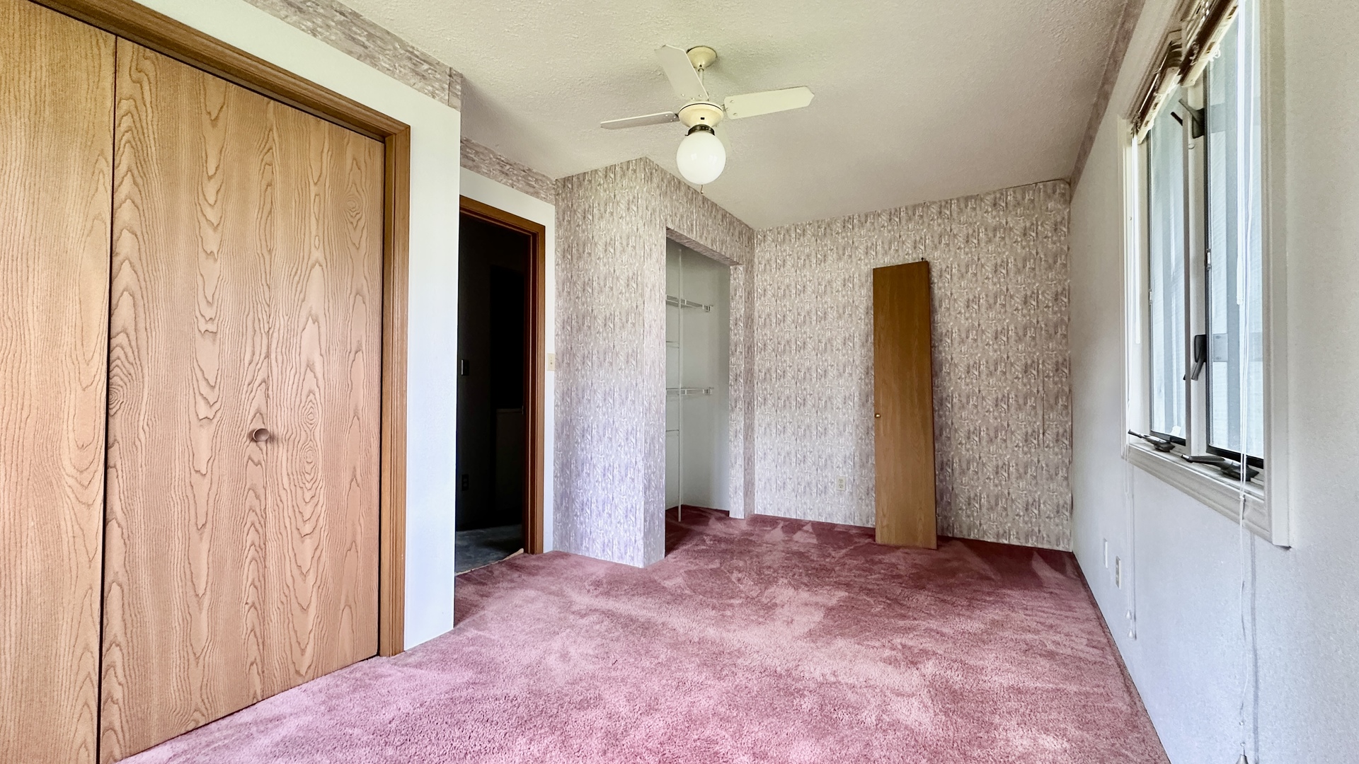 202 N Van Buren Street Property Photo 13
