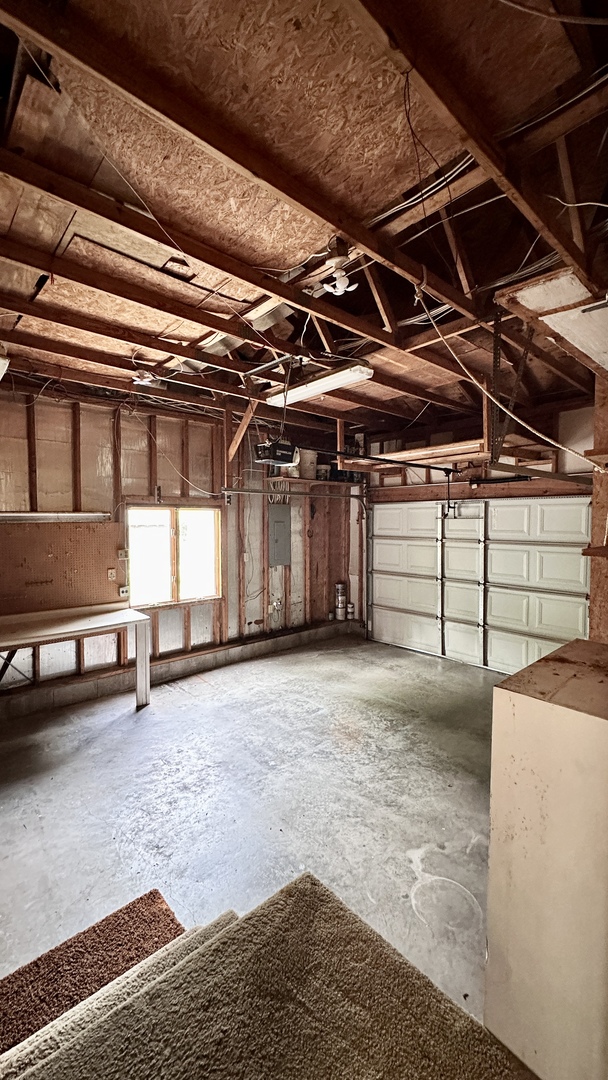 202 N Van Buren Street Property Photo 17