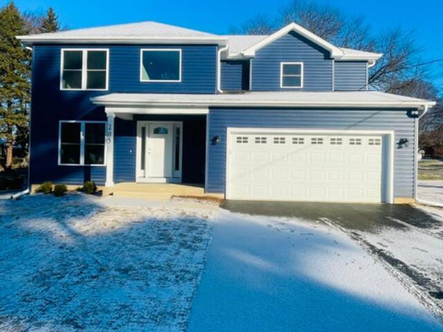 820 N Van Buren Street Property Photo 1