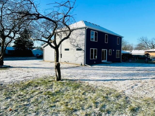820 N Van Buren Street Property Photo 11