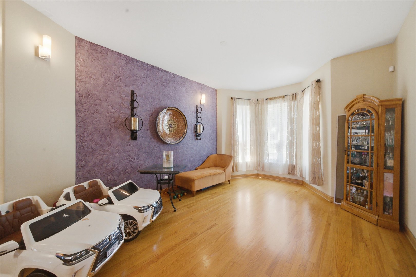 4507 S Prairie Avenue Property Photo 6