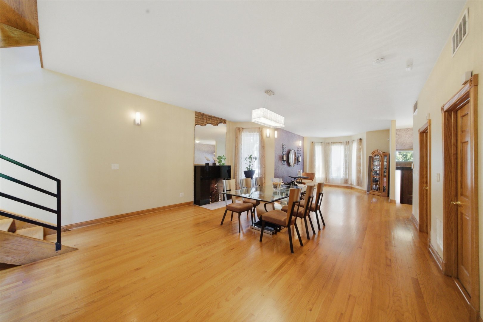 4507 S Prairie Avenue Property Photo 7
