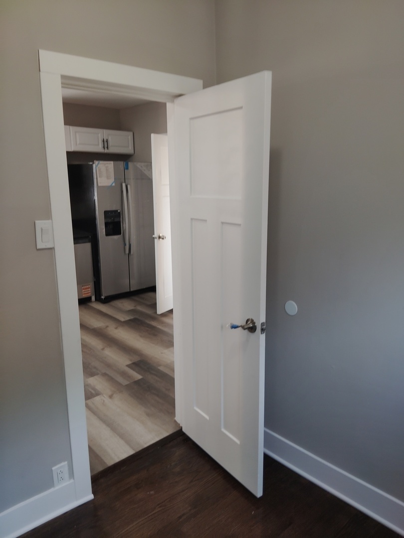 5806 S Talman Avenue Property Photo 24