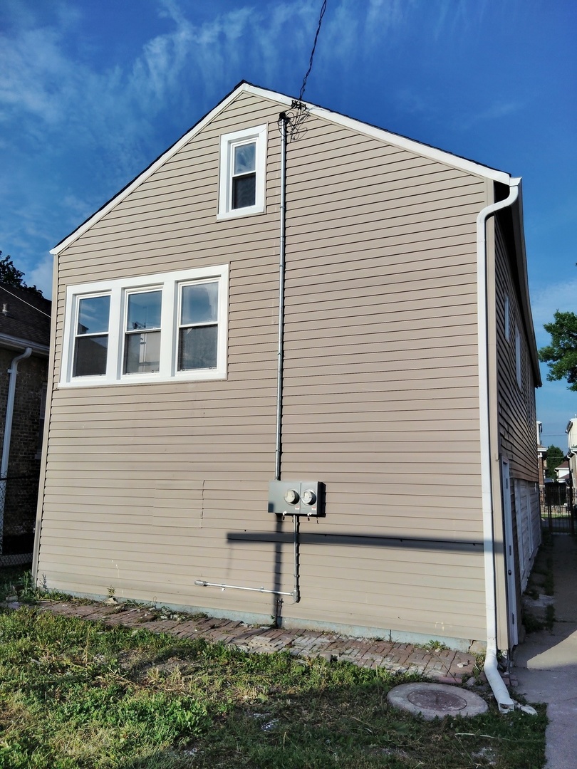 5806 S Talman Avenue Property Photo 25