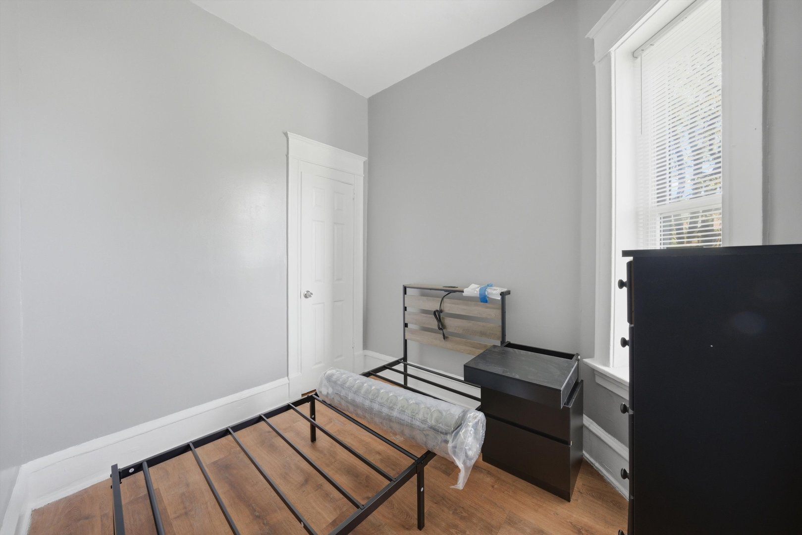 7056 S Parnell Avenue Property Photo 12